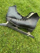 Nowe łyżwy, nieostrzone rozmiar 38, PRL-owskie