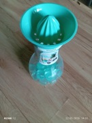 Butelka z wyciskaczem Dzbanek Smukee