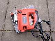 Wyrzynarka do stali i drewna.