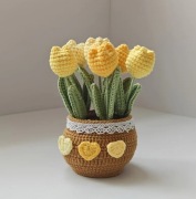 Bukiet tulipanów, wykonany na szydełku. NOWY. kompozycja kwiatowa,dekoracja