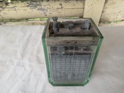 stary szklany akumulator