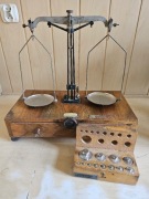 Waga (antyk) - sprawna.