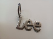 Breloczek metalowy Lee