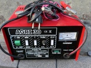 Prostownik Agri 30 12V lub 24V