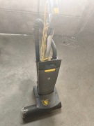 Odkurzacz szczotkowy Karcher CV 48/2 