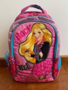 Plecak z Barbie 28x42x15 cm lekki różowy BDB