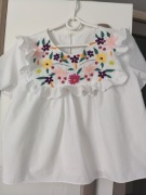 Biała bluzeczka z pięknym haftem w rozmiarze S ZARA