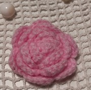 Kwiatek RÓŻA jasno-różowy, włóczka 