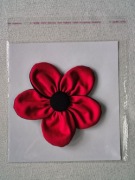 Kwiat - ozdoba sukienki, sweterka, bluzki, koszulki