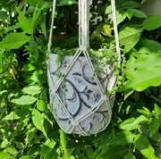 Kwietnik makramowy dł 60 cm na donicę 15-18 cm