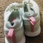 Buty adidas na platformie do biegania