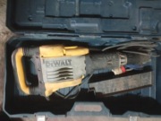 Młot  DeWalt d25902-QS