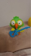 Kinder Maxi Rock parrots 2018 Ferrero niespodzianka
