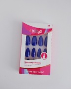 Sztuczne paznokcie kolor niebieski