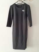 Prosta sukienka do biura 