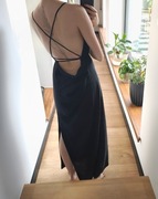 Zara czarna długa sukienka odkryte plecy asymetryczna wiązana