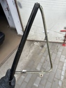 Ramka szyby trójkątnej Fiat 126 lewa 