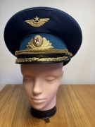 Czapka wizytowa – szyta na zamówienie w ZSRR   