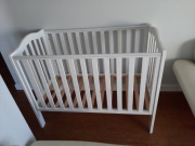 Łóżeczko 120x60 drop-side + materac antyalergiczny