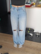 Spodnie jeansowe  Bershka XS 32 jak nowe (2)