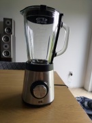 Nowy blender kielichowy ze szklanym kielichem marki Ok. 5220M
