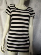 X1/50 T-shirt w paski C&A