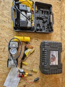 Kompresor samochodowy 2 cylindry 12V HQ z zestawem