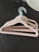 Wieszaki dziecięce welurowe 30 szt