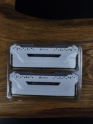 Pamięć RAM DDR4 Corsair 32 GB 3200 MHz CL16 Vengeance RGB Pro