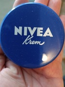 Krem Nivea......