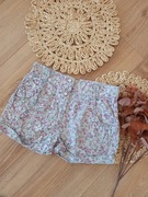 szare kolorowe kwieciste spodenki krótkie szorty shorty 12lat 152cm