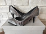 Buty damskie, czułenka, szpilki srebrne, cekiny, rozm. 37