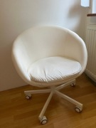 SKRUVSTA Krzesło obrotowe białe z IKEA