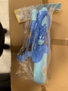 Duży karabin pistolet na wodę 1100 ml z pompką