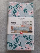 Obrus w kwiaty 135x240cm SMUKEE 