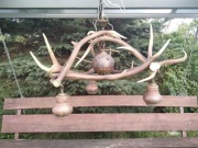 Żyrandol z poroża jelenia