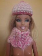 Ubranko dla Barbie czapka + komin