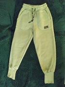 SPODNIE dresowe chłopięce RESERVED r. 134 9 lat