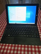 Tablet z klawiaturą Trekstor 