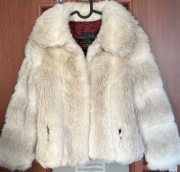 Prześliczna kurtka futerko białe cieniowane na haftki 36 34 XS 36 CUDO