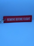 Czerwony haft remove before flight.