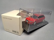 Audi RS4 (B7) 1/43 Minichamps