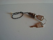 Przełącznik z kluczykiem 2A 250V Nowy