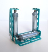 Rolka kablowa do prowadzenia przewodów w korycie kablowym