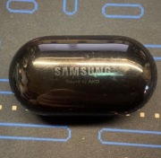 Etui ładujące Samsung SM-R175