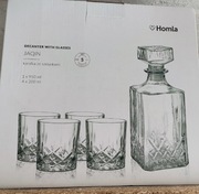 Karafka ze szklankami 