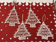 Dekoracje choinkowe 4 sztuki długość ok 10cm Ręcznie robione na szydełku 