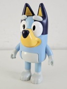 Bluey figurka ruchoma 26 cm