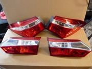 Toyota Corolla E16 e18 sedan lampa tylna lewa prawa strona przed LIFT