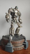 Fallout Liberty Prime – figurka kolekcjonerska 33 cm – ThinkGeek/Bethesda